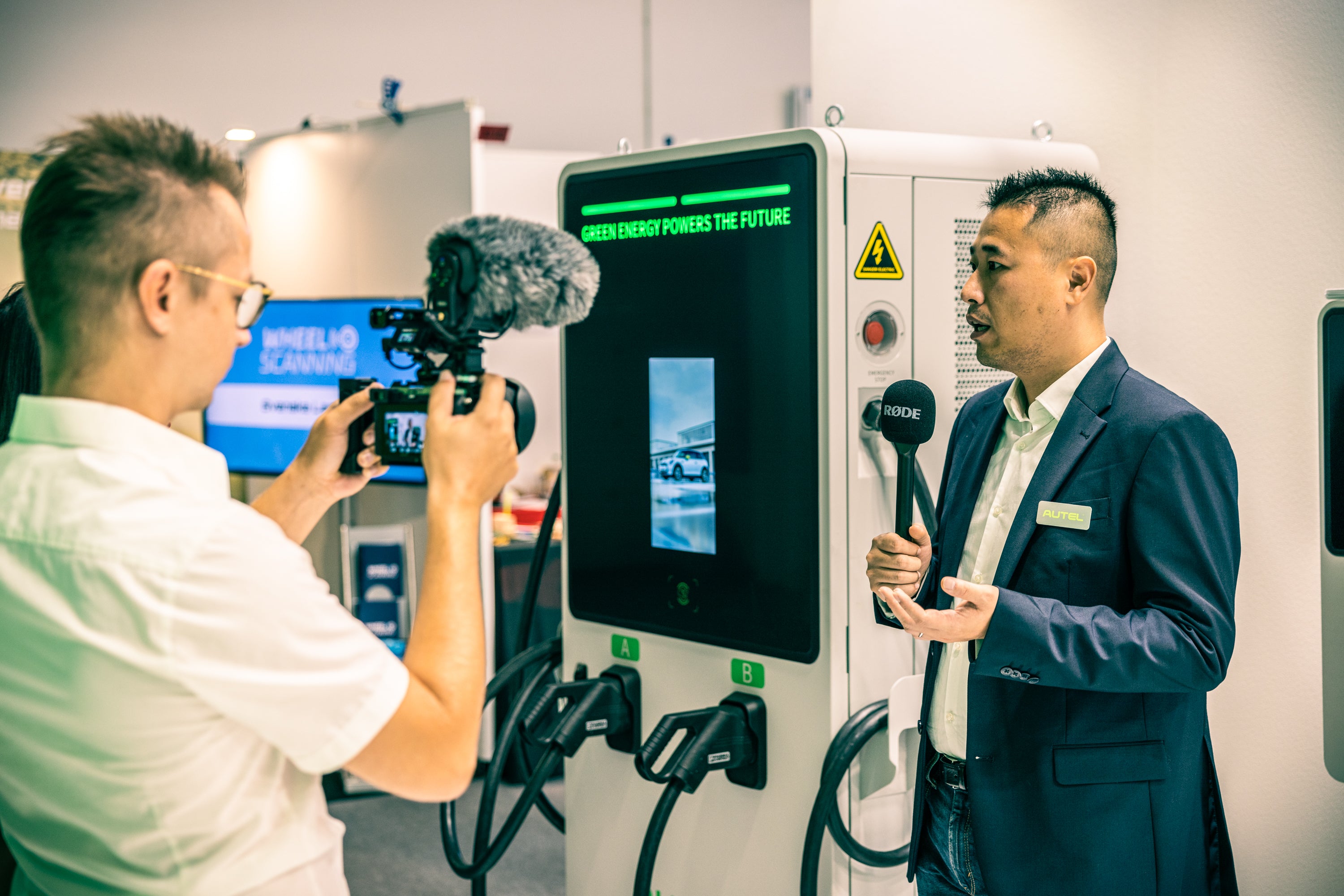 AUTEL Presents Charging Solutions and Full Automotive Aftermarket Product Lines at Automechanika and Wins Innovation Award